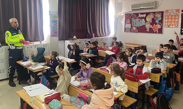 Polis ve jandarmadan öğrencilere trafik eğitimi