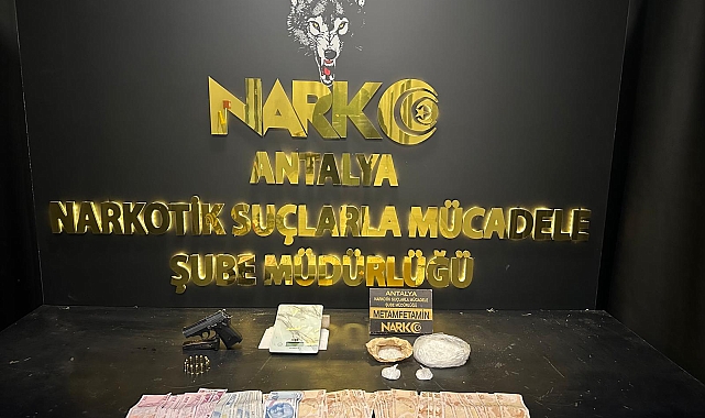 Polisten uyuşturucu satıcılarına operasyon