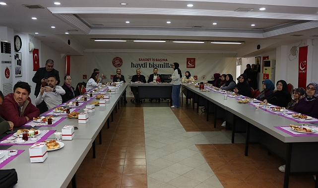 Saadet Partisi Antalya İl Kadın Kolları Basın Mensuplarıyla Bir Araya Geldi