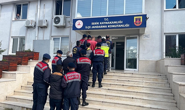 Serik'te aranan 14 şüpheli yakalandı