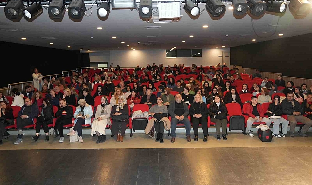 Sokak hayvanları için bir araya geldiler