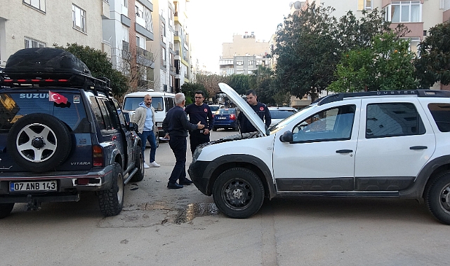 Sokak Kesişiminde Kaza: 1 Sürücü Yaralandı