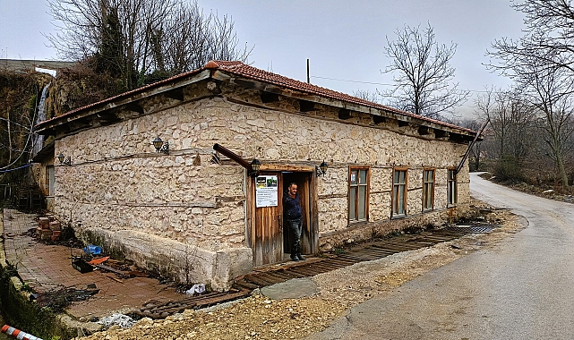 Suyla çalışan değirmen 3 asırdır dönüyor