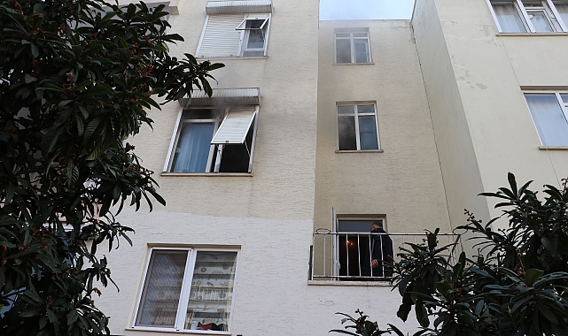 Yangında mahsur kalan komşuları için gözyaşı döktü