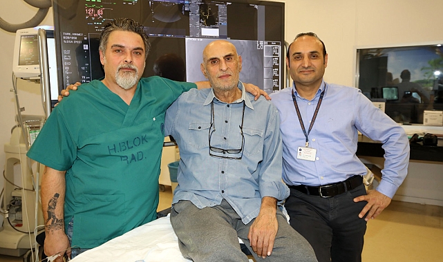 7 yıldır karaciğerine bağlı kateterden operasyonla kurtuldu