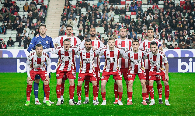 Adana’da 11’ler Belli Oldu! Adana Demirspor – Antalyaspor Maçına Dakikalar Kaldı