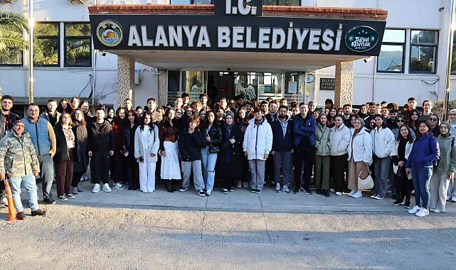 Alanya'da gençler çevre atölyesinde buluştu