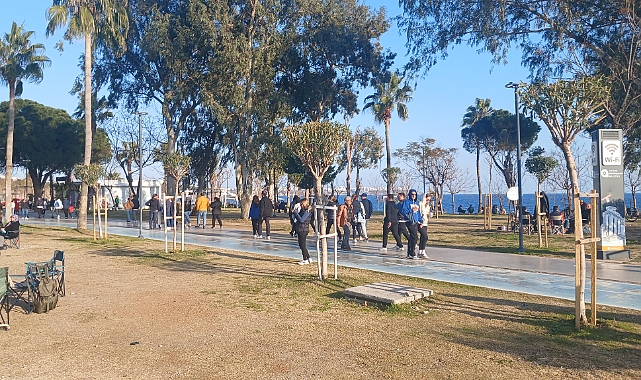 Antalya’da Hafta Sonu Yaz Günü Tadında Geçti