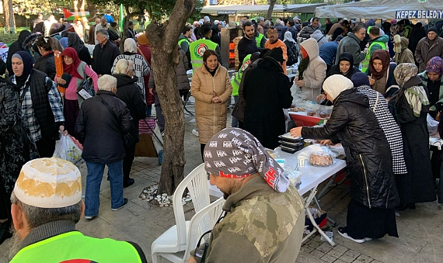 Antalya&#039;da Hayır Çarşısı Kuruldu