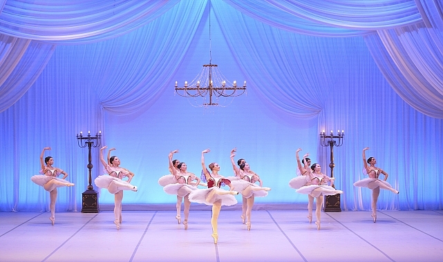 Antalya’da "Paquita" ve "Bir Yaz Gecesi Rüyası" Eserleri Sahnelenecek