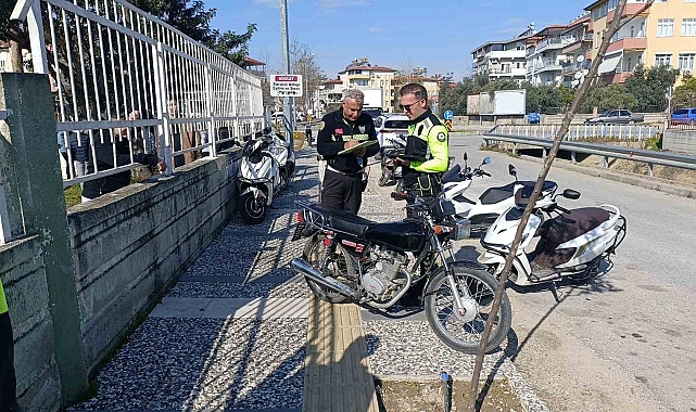 Antalya'da 11 plakasız motosiklete 132 bin 513 TL para cezası