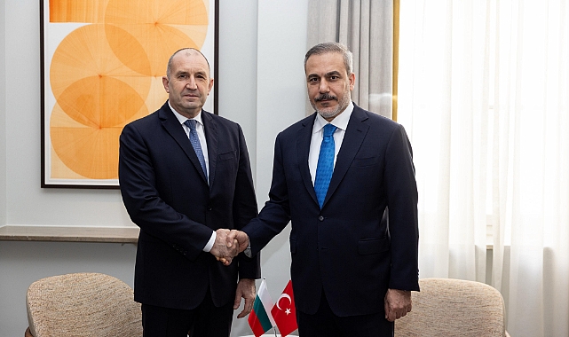 Bakan Fidan, Bulgaristan Cumhurbaşkanı Radev ile Görüştü