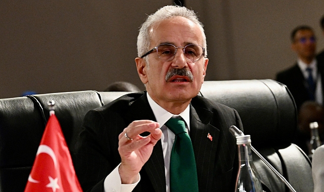 Bakan Uraloğlu, Salonu Terk Etti