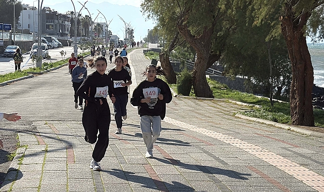 Bodrum'da 400 öğrencinin katılımıyla Büyük Atatürk koşusu yapıldı