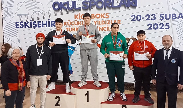 Burdurlu kick boksçulardan 4 madalya