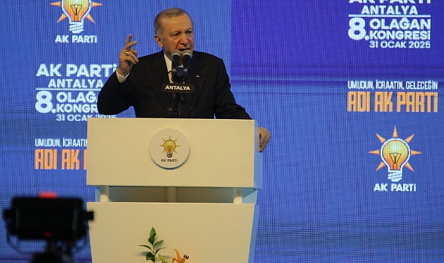 Cumhurbaşkanı Erdoğan: "Sayın Özel Oturduğu Koltuğun Hakkını Hala Veremedi"