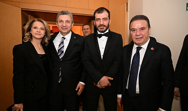 Dayı 2 Filminin Oyunculu Özel Gösterimi Yapıldı