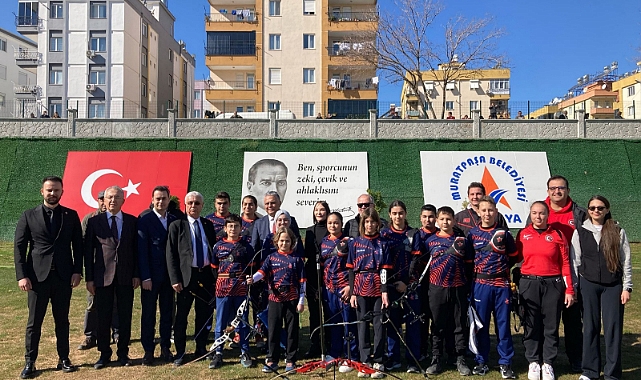 Deniz Baykal Spor Kompleksi Açıldı