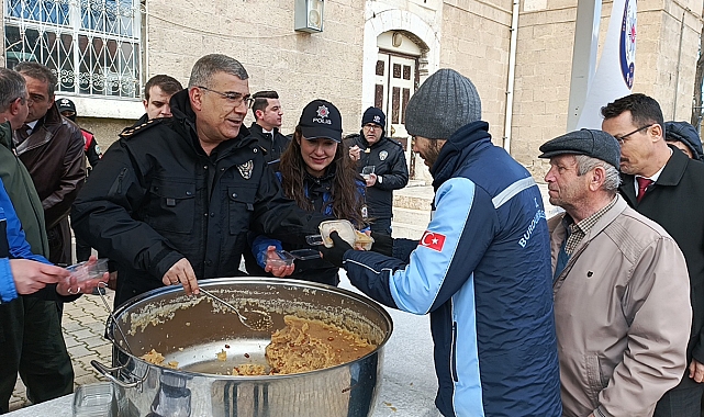 Depremde hayatını kaybeden polis ve vatandaşlar için mevlit