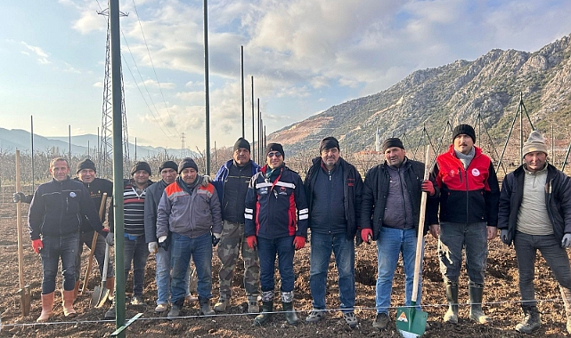 Eğirdir'de Çiftçilere Modern Tarım Yöntemleri Anlatıldı