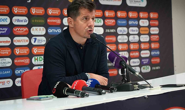 Emre Belözoğlu: "Oyun 4-0, maç 0-0 bitti"