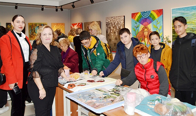 Fakülteden Sanat Fışkırıyor
