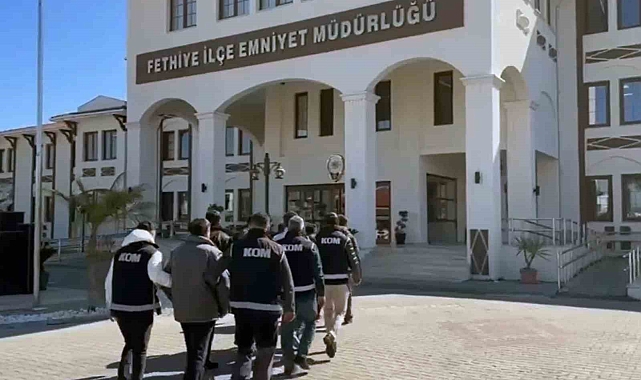 Fethiye'de FETÖ terör örgütünün finans yapılanmasına yönelik operasyonu