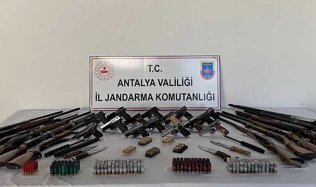 Gazipaşa'da Ruhsatsız Silah Operasyonu; 18 Şüpheli Yakalandı