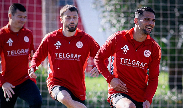 Hatayspor – Antalyaspor Maçı Öncesi Muhtemel 11’ler