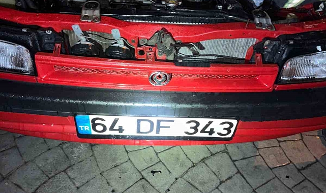 Isparta'da otomobil yangını itfaiye ekiplerince söndürüldü