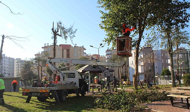 Kepez Belediyesi'nden Çankaya Mahallesi parkına kapsamlı yenileme