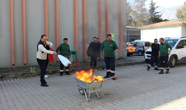 Manavgat Ve Kemer’de Yangın Söndürme Tatbikatlı Eğitim