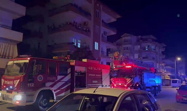 Manavgat'ta dairede çıkan yangın korku dolu anlar yaşattı