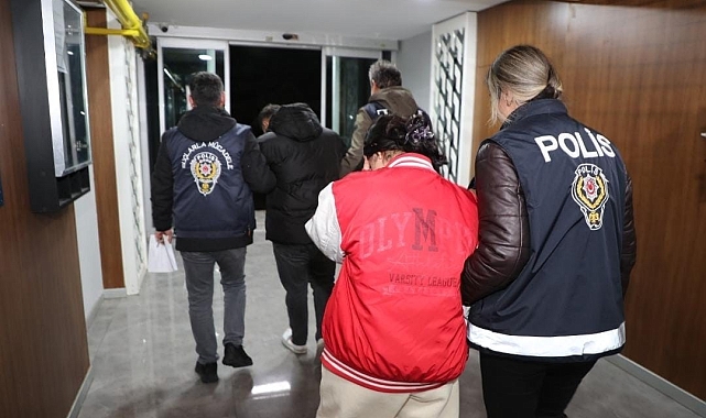 Mersin'de bilişim dolandırıcılığı ve yasa dışı bahis operasyonu: 10 gözaltı