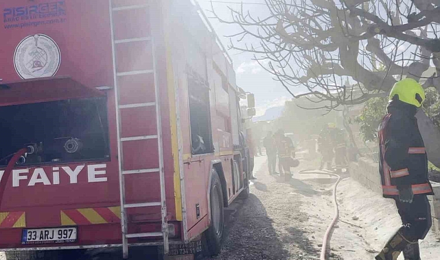 Mersin'de evde çıkan yangın korkuttu