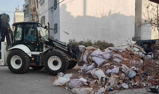 Mersin'de inşaat atıkları temizleniyor