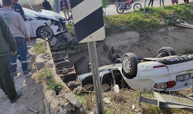 Mersin'de trafik kazası: 1 ölü, 3 yaralı