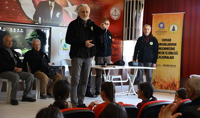 Miniklere Orman Yangınları ile Mücadele Eğitimi