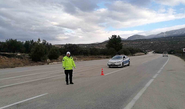 Mut Sertavul Geçidinde zincirsiz araçlara izin verilmiyor