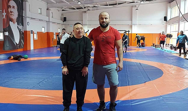 Otizmli Erdem Başpehlivan Okulu ile Güreşti