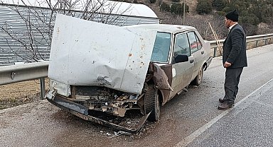 Otomobil ile TIR çarpıştı: 2 yaralı