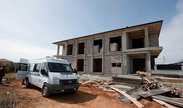 Yardım İçin Geldiği İnşaatın Çatısından Düşerek Hayatını Kaybetti