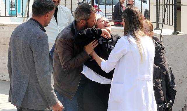 2 ay önce evlendiği hemşire eşini satırla öldürdü