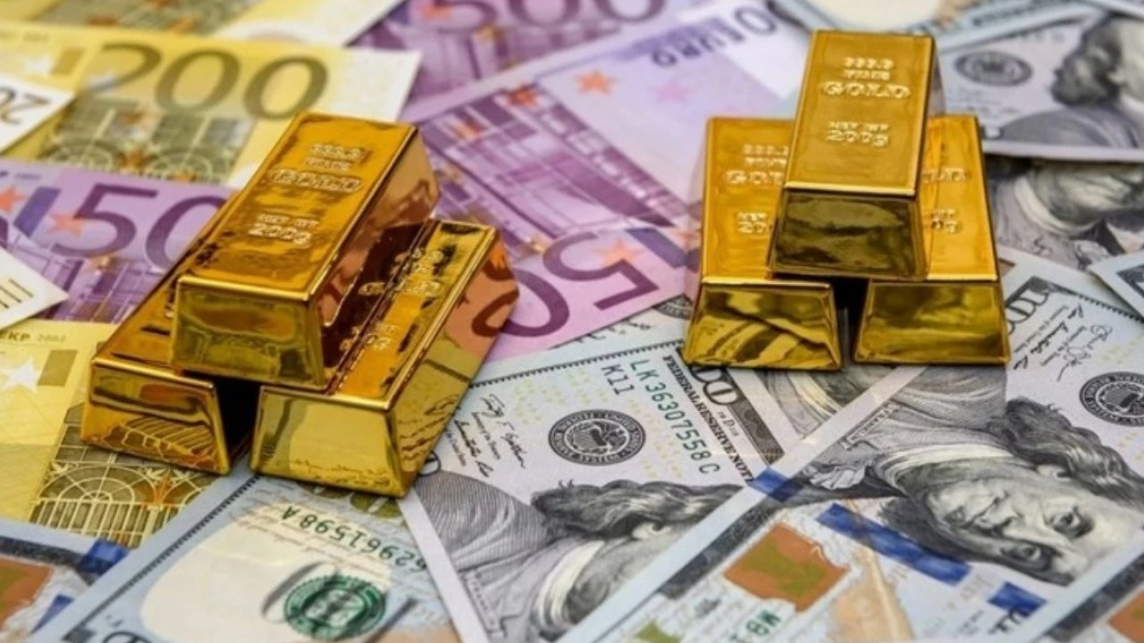 Dolar, Euro ve Altın Tarihi Zirvesini Yeniledi Borsa İstanbul İse Düşüşte