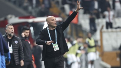 Alanyaspor Sami Uğurlu İle Yolları Ayırdı