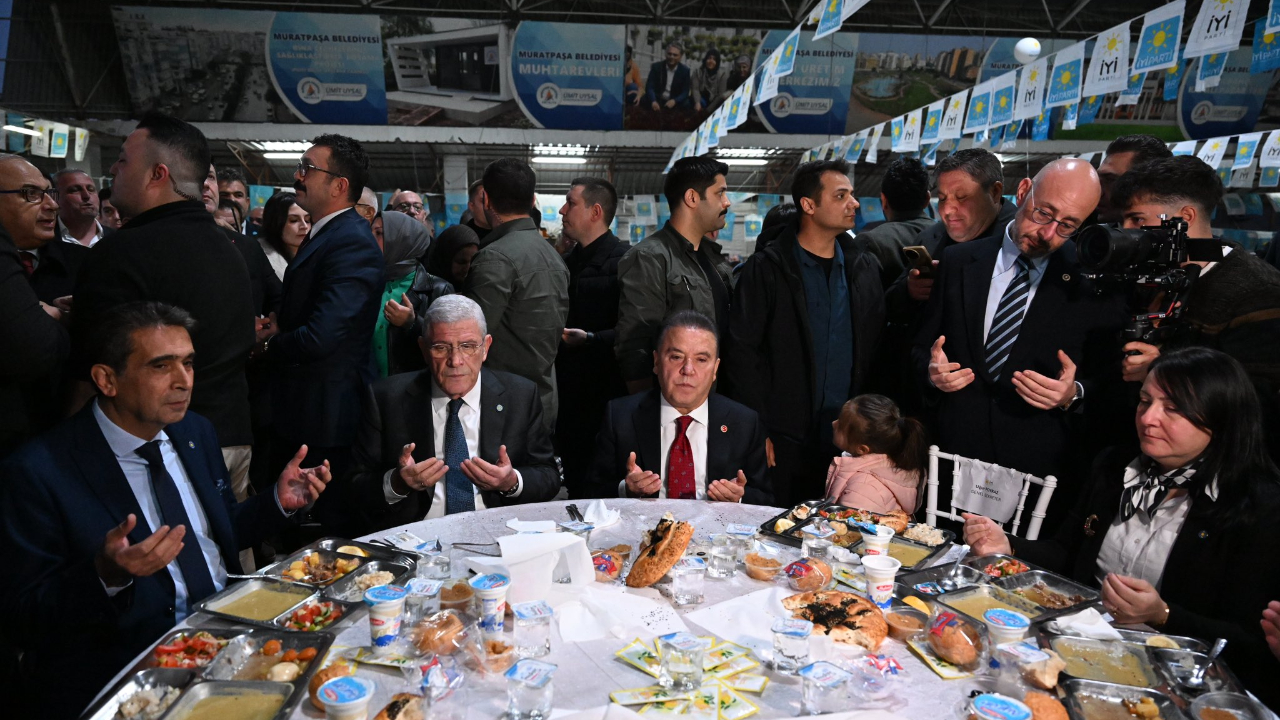 Müsavat Dervişoğlu Antalya’da: "Hukuksuzluğa Gerekirse İsyan Etmeliyiz"