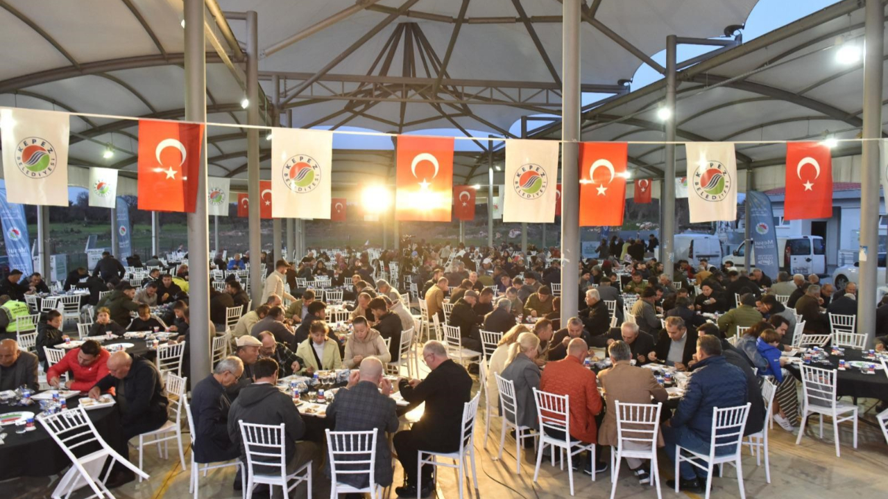 Kepez’in Ramazan sofraları Kızıllı da kuruldu