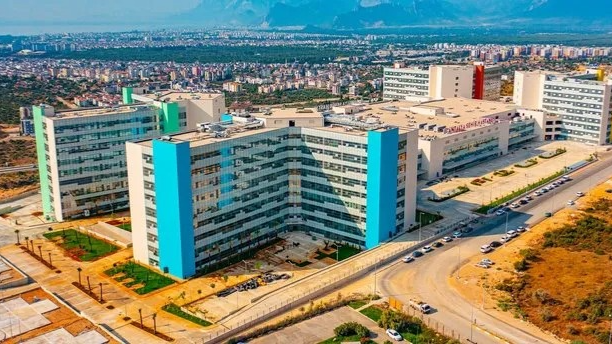 Antalya Şehir Hastanesi bölgenin sağlık hizmeti ihtiyacında önemli rol oynuyor