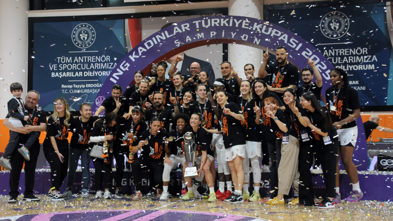 Kadınlar Basketbol Türkiye Kupası'nda şampiyon ÇBK Mersin oldu