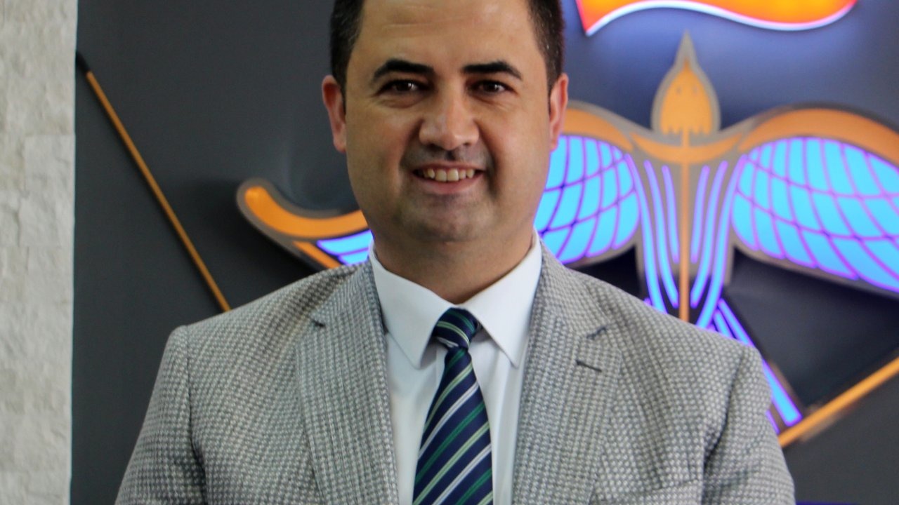 Isparta'da bağımsız belediye başkanı ve 5 kişi gözaltına alındı